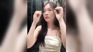 Clip em gái xinh lộ clip 18+ hót tiktok mấy tuần vừa qua