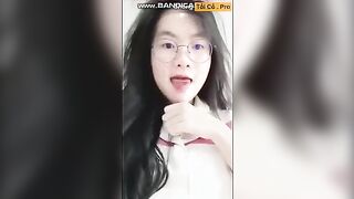 Nguyễn Thị Thuỳ Dương 2k7 show hàng