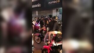 Căng đét với em hot girl saigon nay....