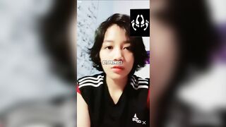 Teen tóc ngắn show hàng thủ dâm - Link full dưới