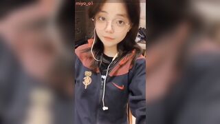 Em gái t lỡ đăng lộn video nude lên tiktok :)