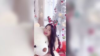 Nàng tuần lộc noel xinh đẹp