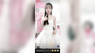 Bé trang tiktok betrang24 tìm clip e này show