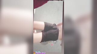 Gái mới lớn nghe lời ny quay video show vú, lồn