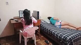 Chơi game cũng kh yên sex