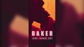 Baker chơi ladyboy