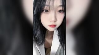 Gái xinh live tik tok lộ vú to chà bá đầu ti đẹp