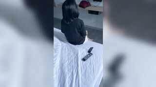 Hảo anh trai cho con em xem phim séc cho nó n,ứng rồi đè nó ra dit  full 25 video