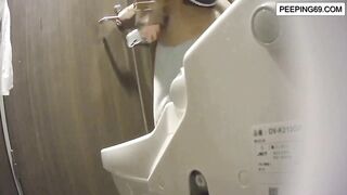 beautiful asian girls toliet spycam videos 2