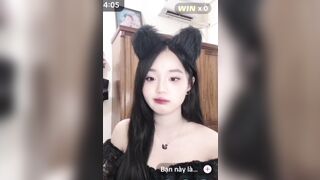 Gái xinh thua kèo đảo lưỡi tik tok