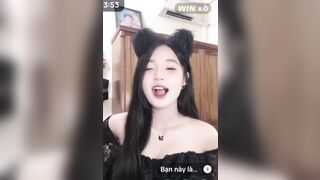 Gái xinh thua kèo đảo lưỡi tik tok