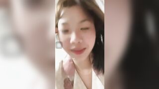 Clip Sex Hoàng Minh Thư Bị Anh Người Yêu Gạ Show Lồn