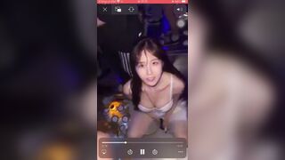 Địt em trong clup